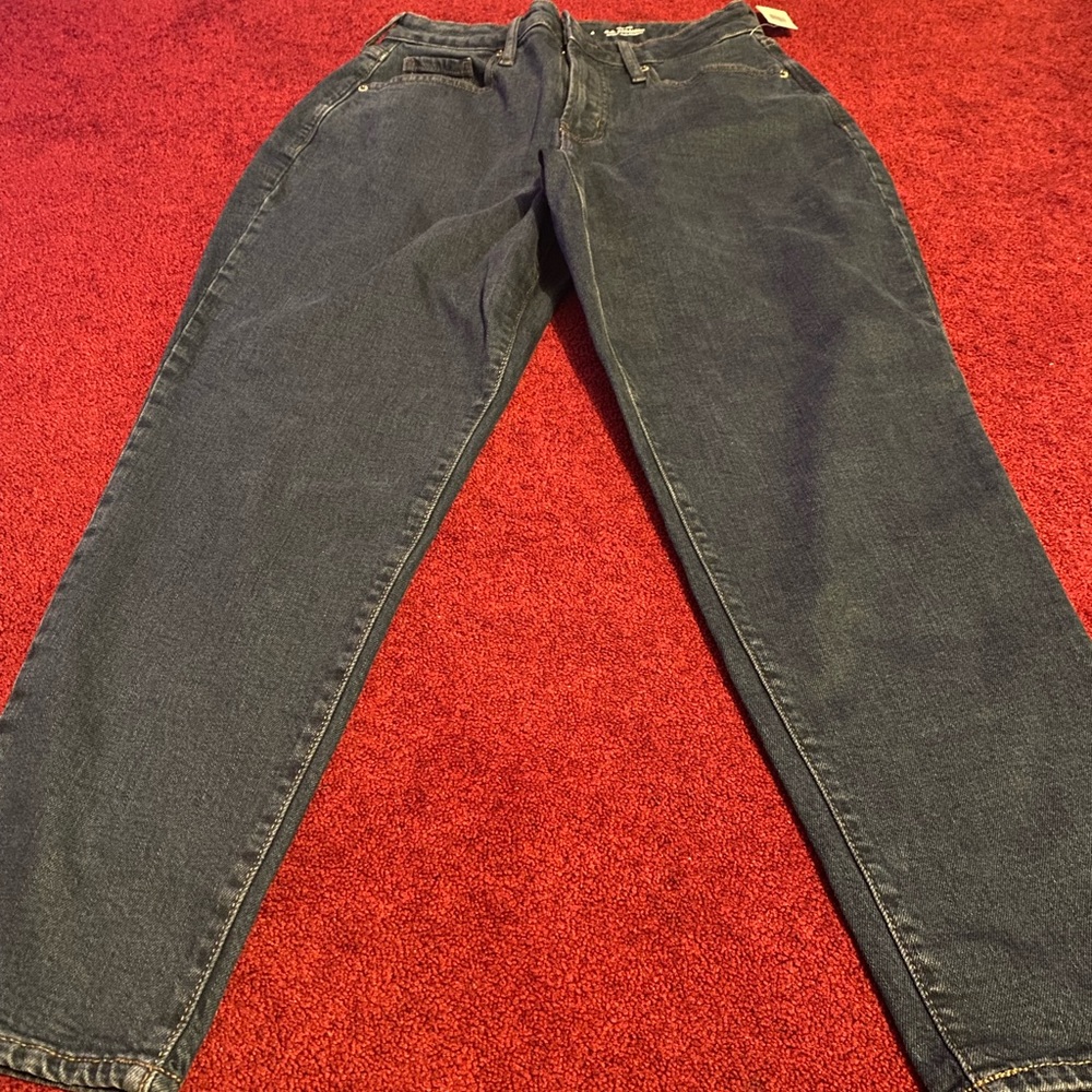 High-Waisted Zipper-Fly O.G. Straight Jeans for Women. NWT Sizes 6 & 8
